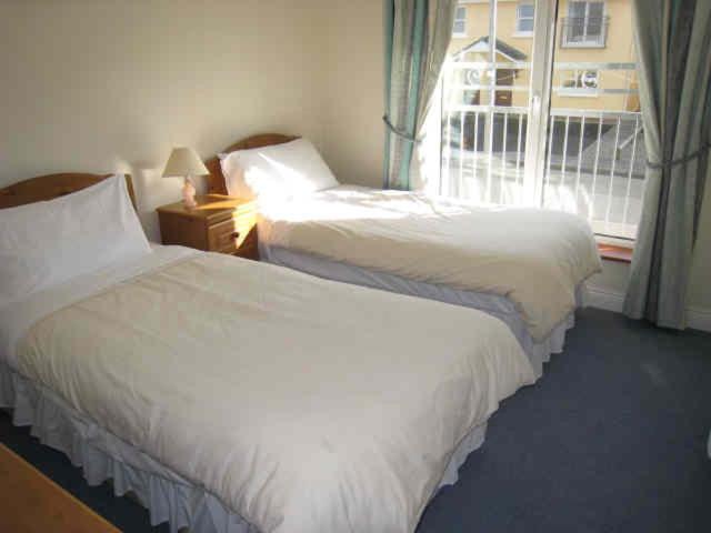 Lios Na Mara Lahinch Villa Room photo