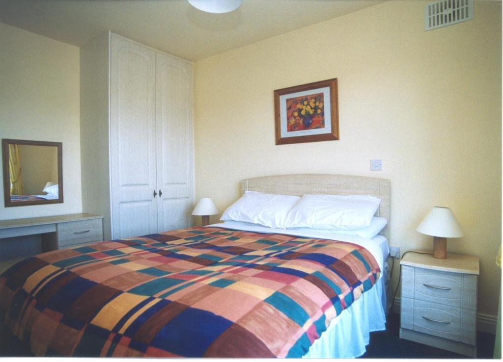 Lios Na Mara Lahinch Villa Room photo