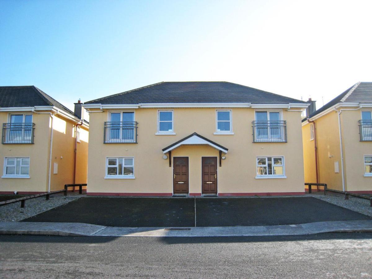 Lios Na Mara Lahinch Villa Room photo